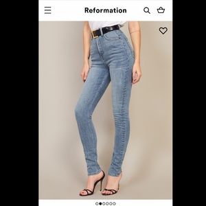 Reformation Ultra High Rise Skinny Jeans 🤍, size 23, light wash